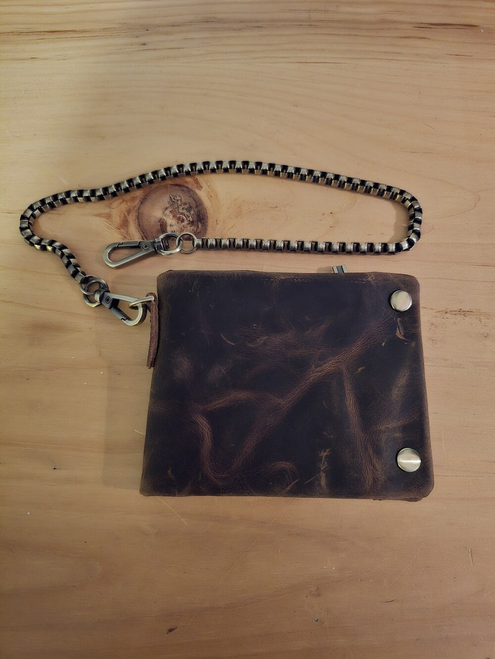 Mens Vintage Style Leather Bi-fold Wallet W/20 Inch Chain NWOT